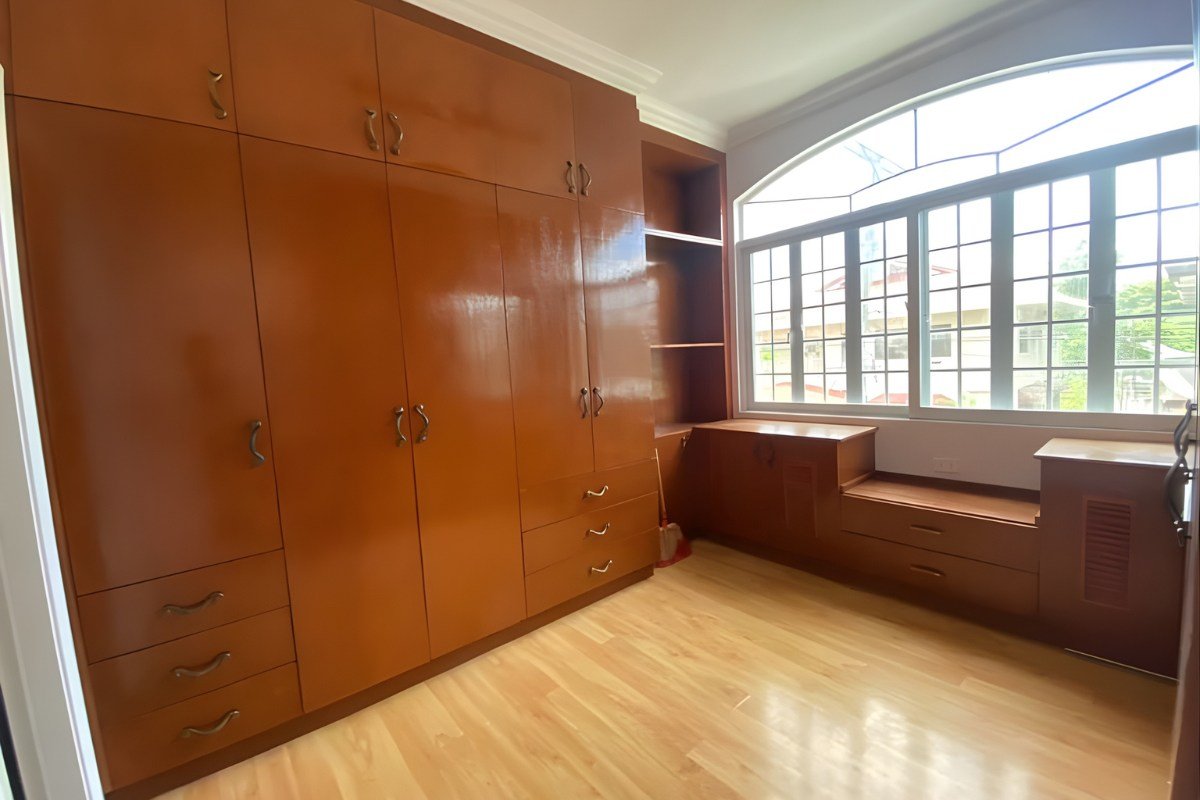 Kitchen of the 3-bedroom house for sale in Cebu City