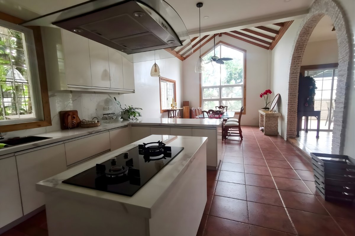 Exquisite House in Pit-os Talamban, Cebu City – Ideal Family Haven (7) Amenities of the 4-bedroom house for sale in Cebu City