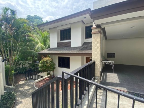 4-bedroom house for rent in Cebu City – Banilad
