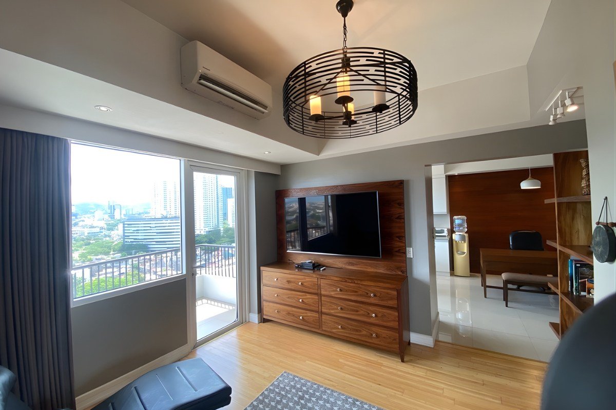 Large 1-Bedroom Condo with Panoramic Views 1-bedroom condo for sale in Cebu City – Cebu Business Park