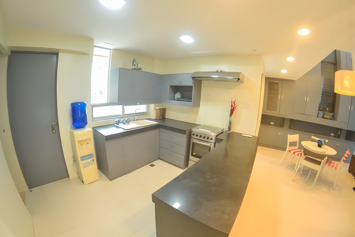 Luxury House in Mahogany Grove, Tawason, Mandaue City – Close to Ateneo School (6) Exterior view of the 3-bedroom lot for rent in Mandaue