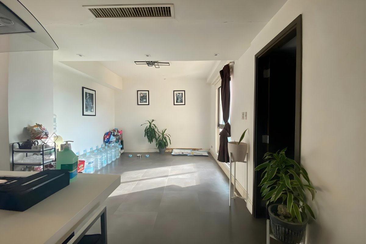 Luxury Penthouse Condominium with City Views Citylights Gardens, Cebu City (10) Common area of the 2-bedroom penthouse for sale in Cebu City