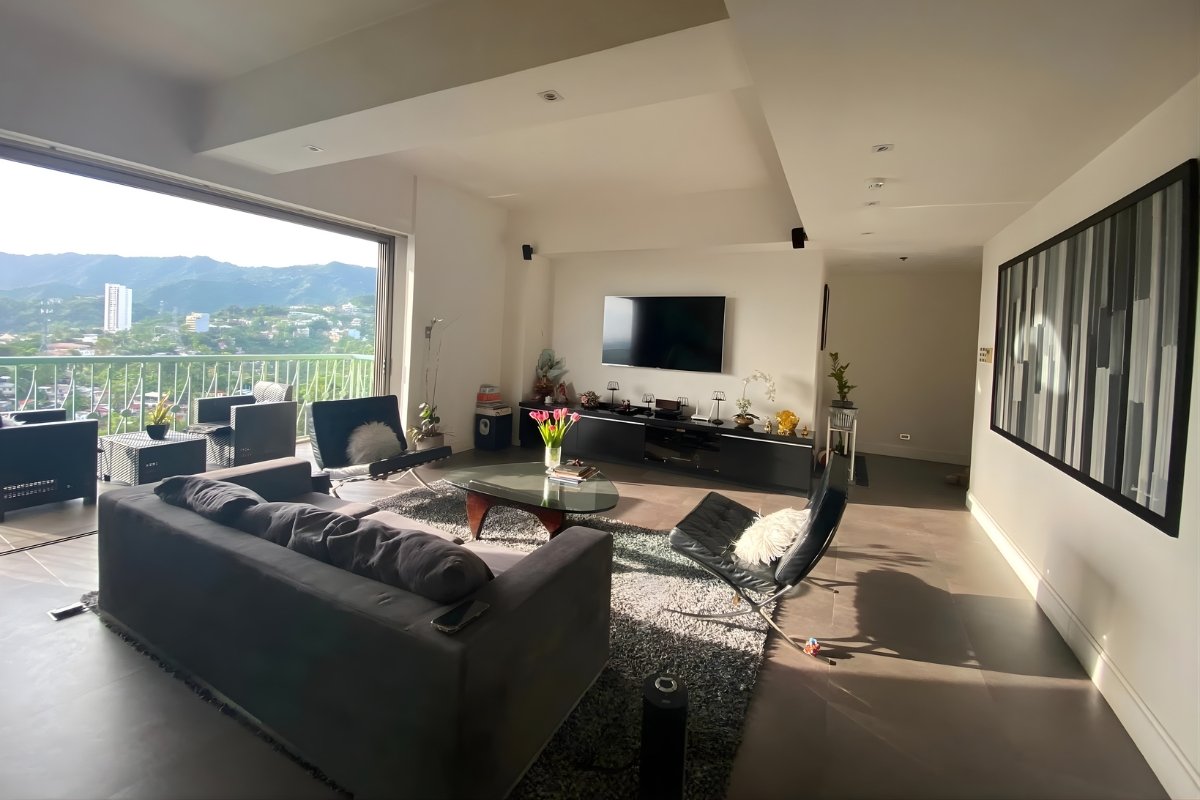 Luxury Penthouse Condominium with City Views Citylights Gardens, Cebu City (2) Bedroom of the 2-bedroom penthouse for sale in Cebu City