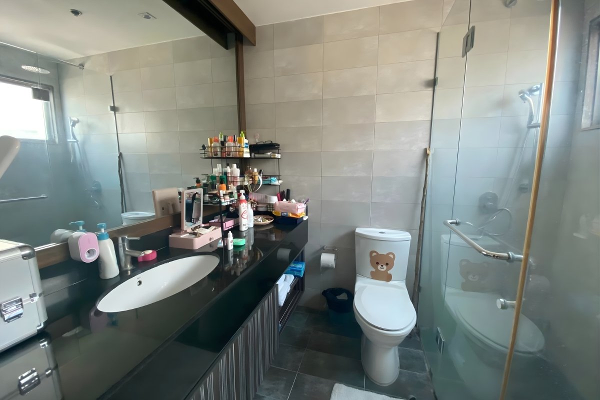 Luxury Penthouse Condominium with City Views Citylights Gardens, Cebu City (4) Balcony view of the 2-bedroom penthouse for sale in Cebu City