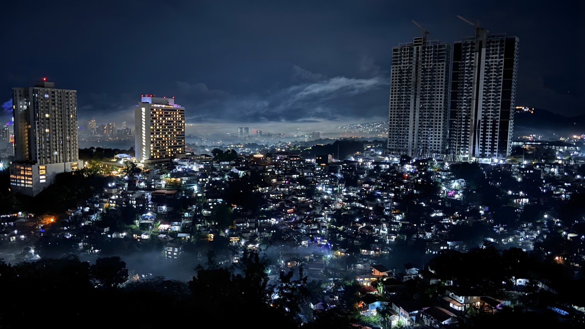 Overlooking-Cebu-City.webp Common area of the 3-bedroom condo for sale in Cebu City
