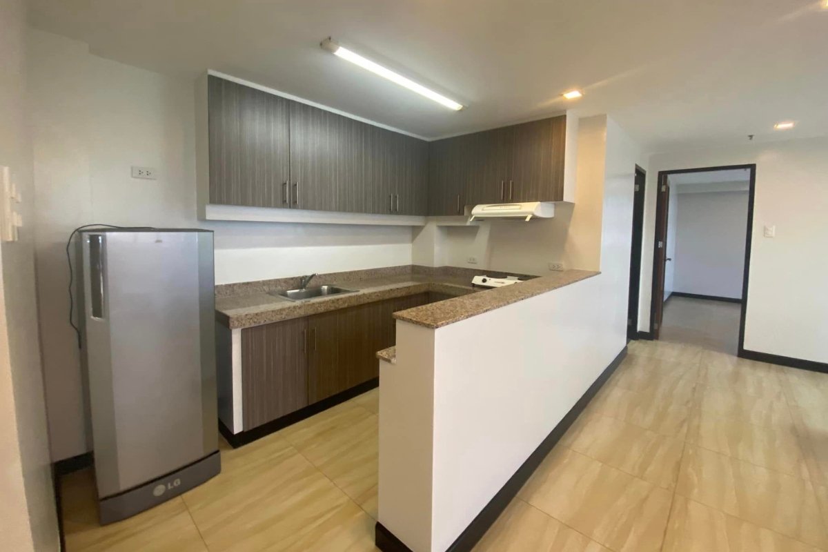Balcony view of the 1-bedroom condo for rent in Cebu City