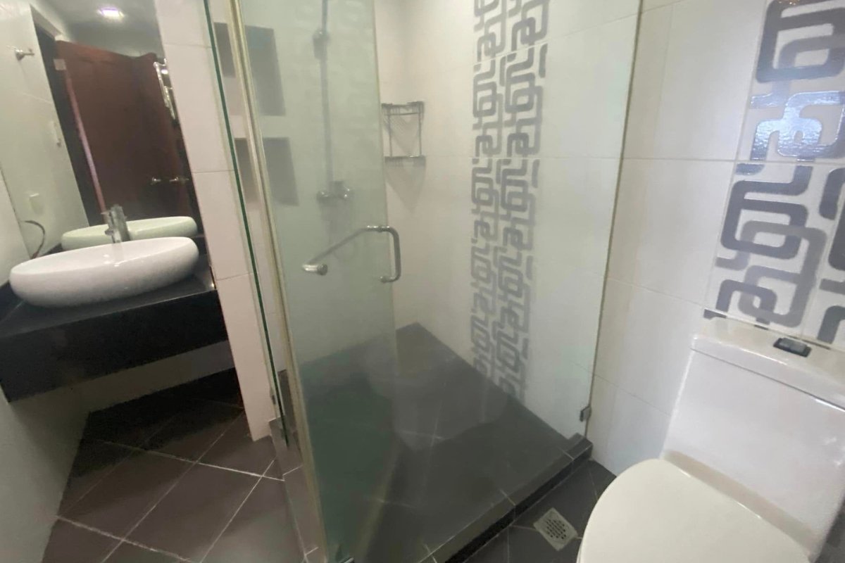 Dining area of the 1-bedroom condo for rent in Cebu City