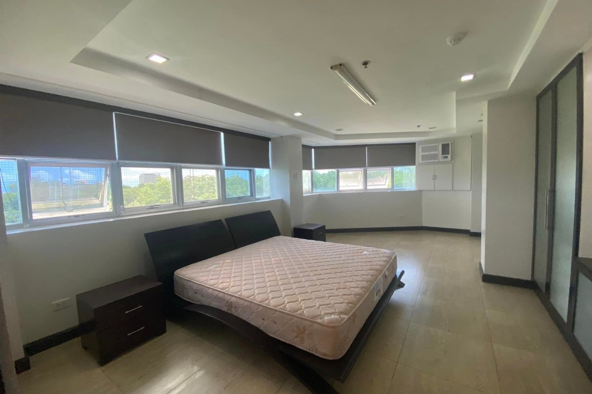 Very Spacious 2BR Condominium Unit (5) Exterior view of the 2-bedroom condo for rent in Cebu City