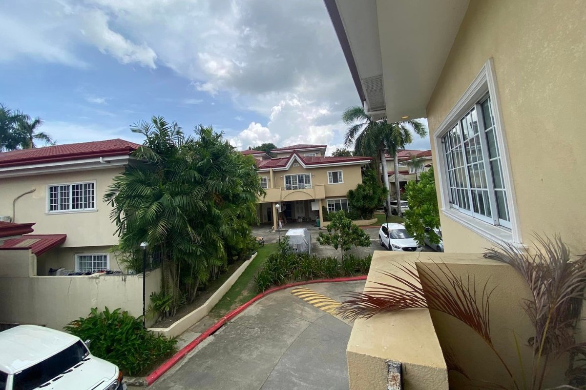 Villa Terrace Duplex House (16) Kitchen of the 3-bedroom house for sale in Mandaue