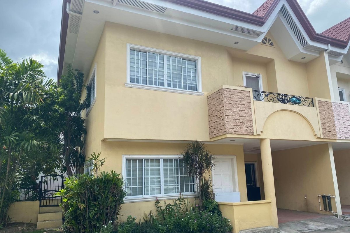 Villa Terrace Duplex House (18) Bathroom of the 3-bedroom house for sale in Mandaue