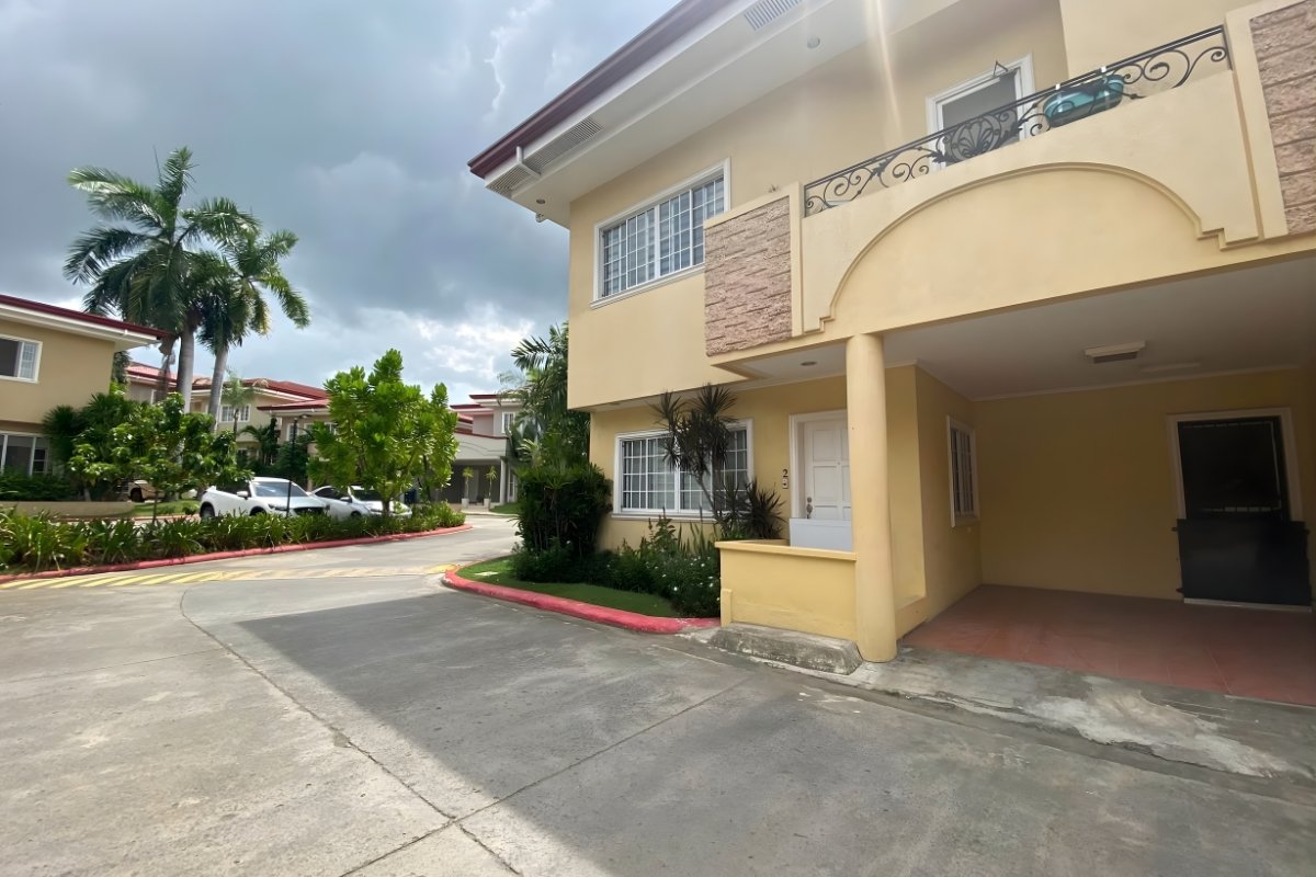 Villa Terrace Duplex House 3-bedroom house for sale in Mandaue – Bakilid